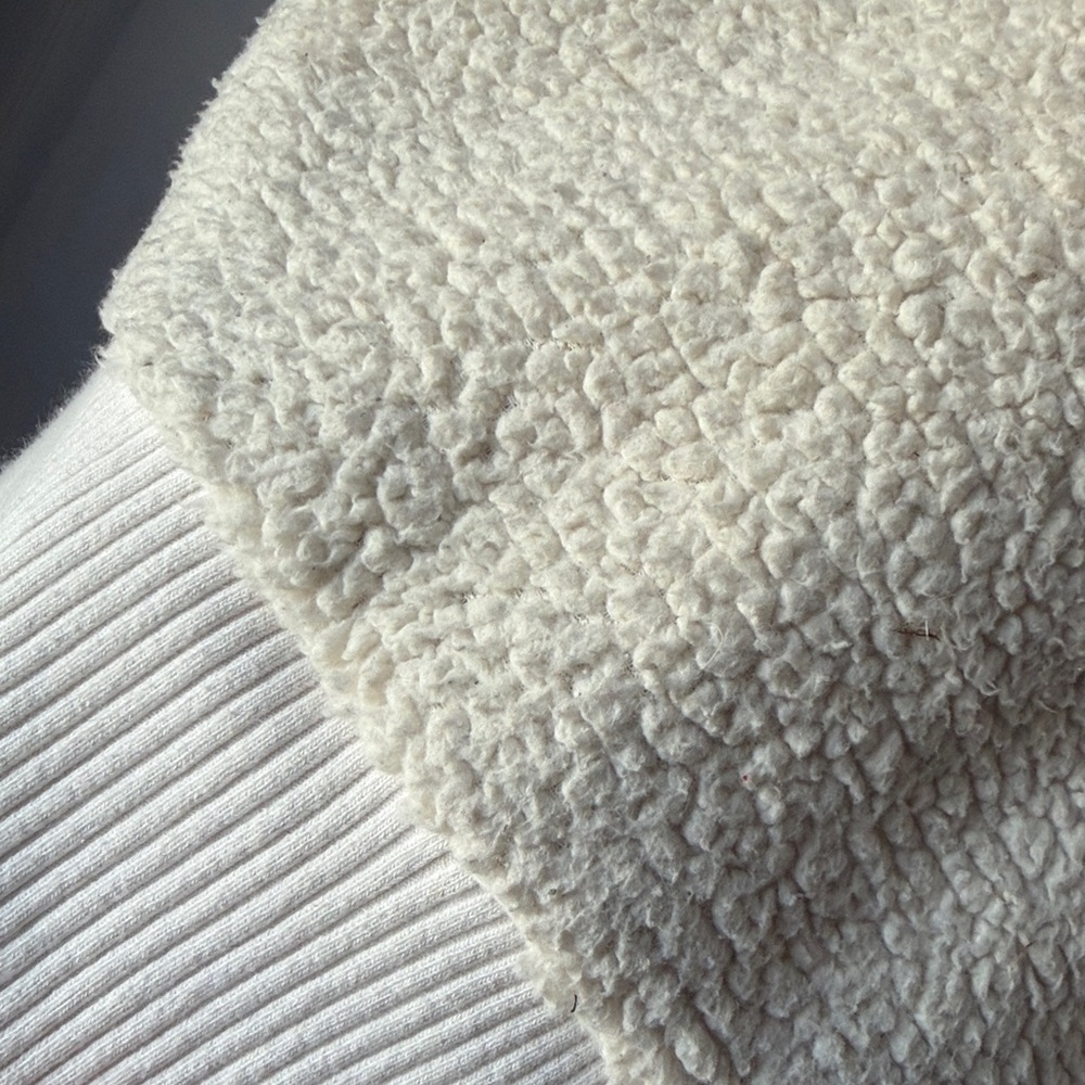 Athleta Cozy Cream Sherpa Pullover - Picture 4 of 4